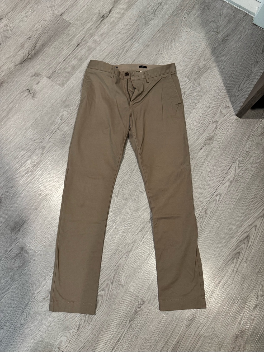 J. Crew Factory Men's Slim Chinos in Olive